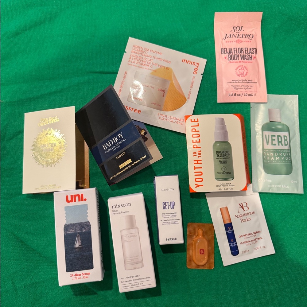Skincare and fragrance sample lot